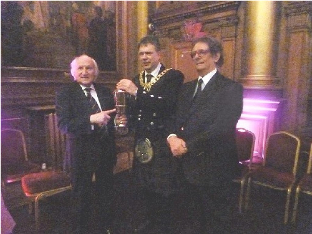 Alături de Richard Demarco, la ceremonia în cadrul căreia Primarul Edinburghului îi remite cea mai înaltă distincţie scoţiană 